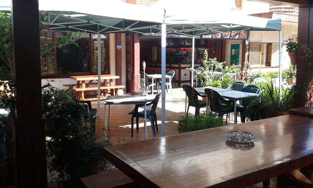 Costa Brava Apartamentos Eva מראה חיצוני תמונה