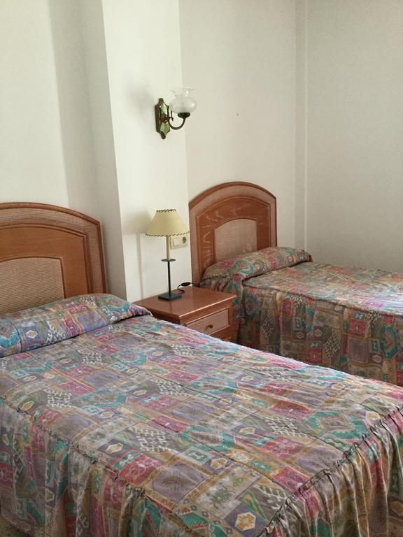 Costa Brava Apartamentos Eva מראה חיצוני תמונה