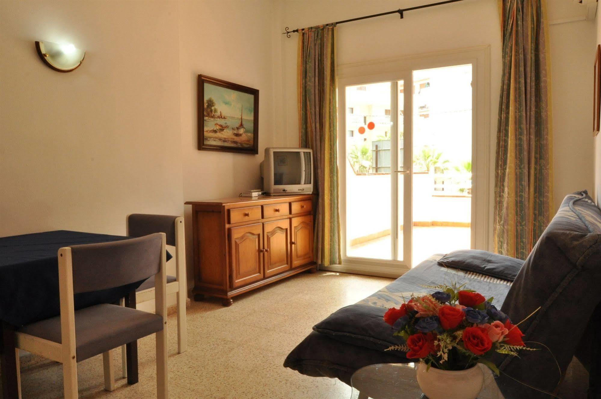 Costa Brava Apartamentos Eva מראה חיצוני תמונה