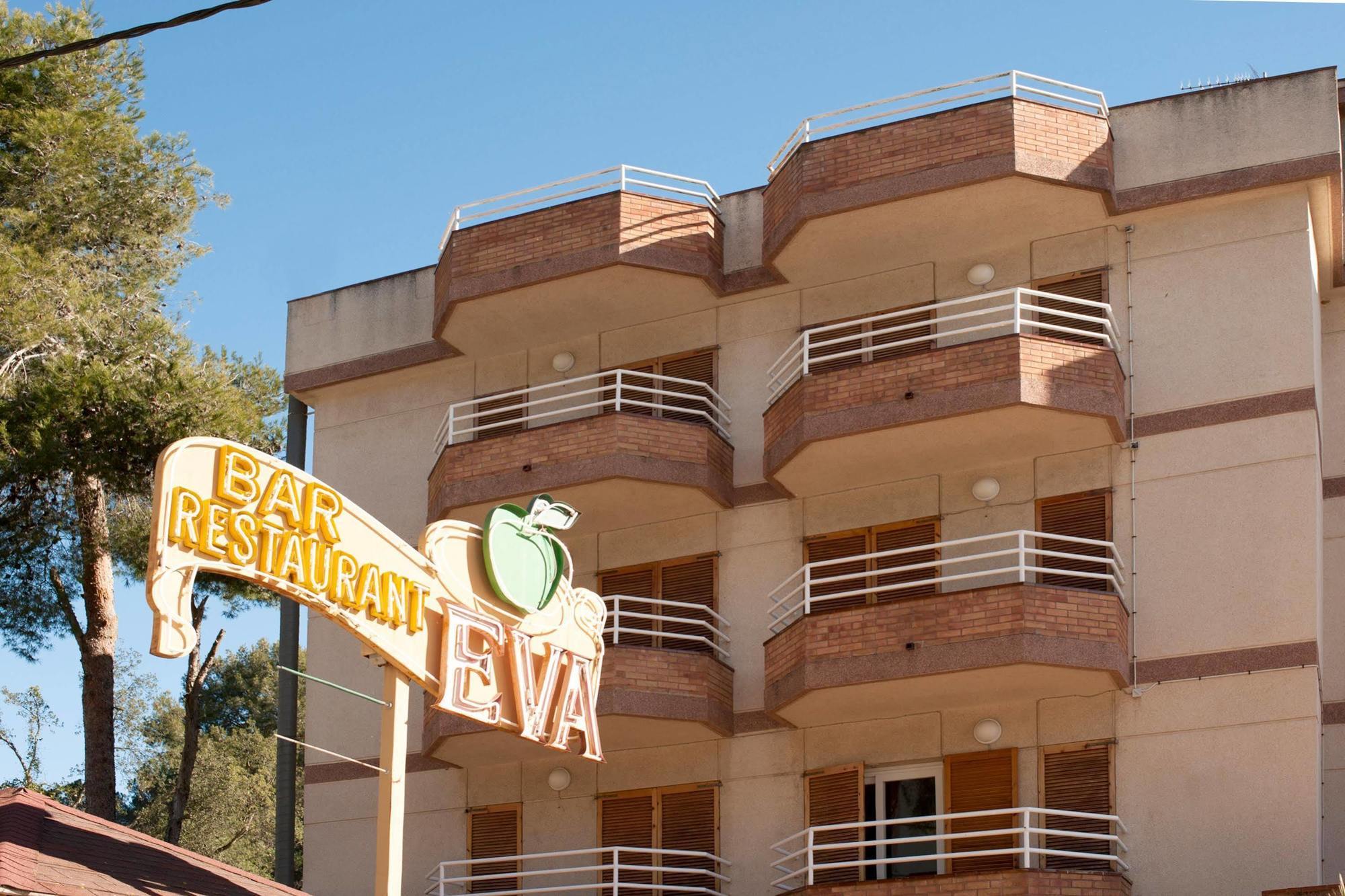 Costa Brava Apartamentos Eva מראה חיצוני תמונה