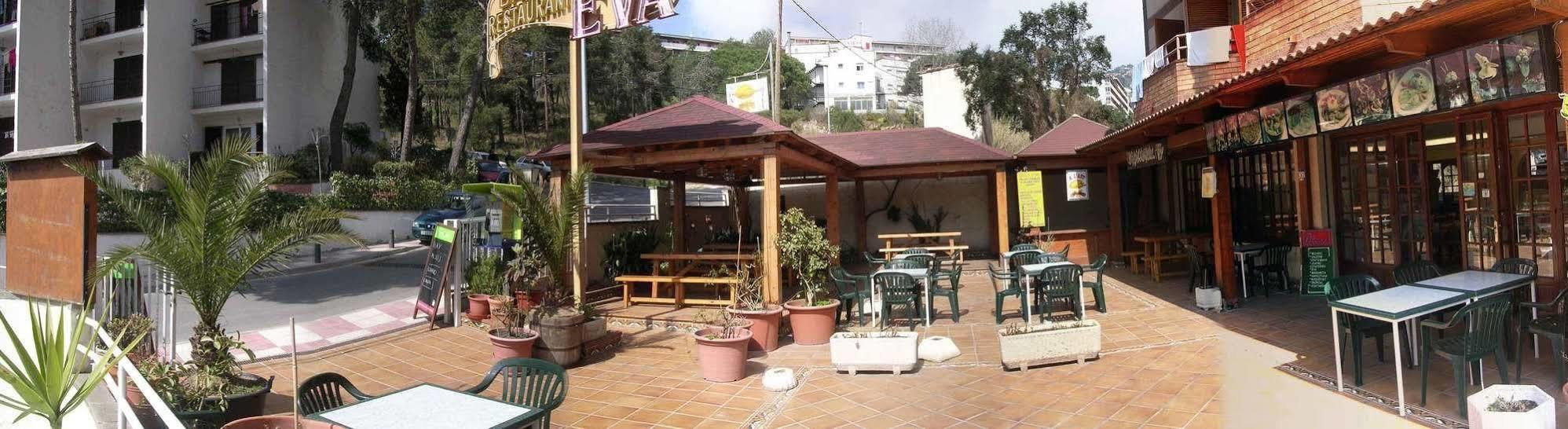 Costa Brava Apartamentos Eva מראה חיצוני תמונה
