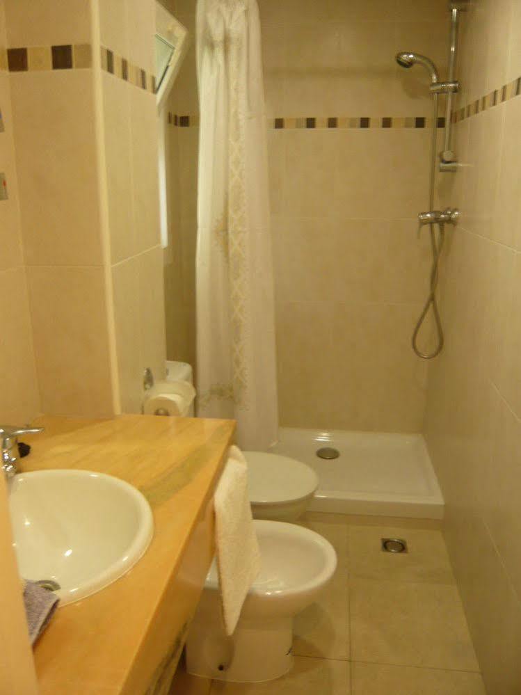 Costa Brava Apartamentos Eva מראה חיצוני תמונה